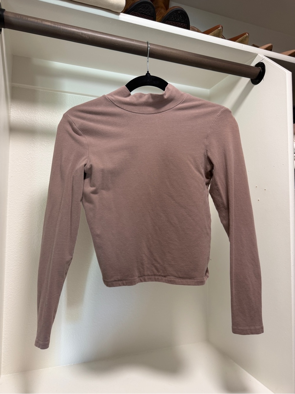 Abercrombie & Fitch Long Sleeve Mock Neck Top in Dusty Mauve
